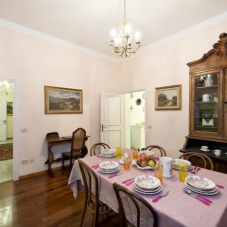 Fontana De Trevi Apartment Rome Bilik gambar